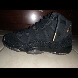 Selling Jordan 11 Retro Heiress Black Stingray